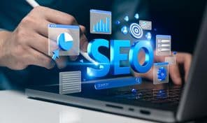 SEO stratégiákat kiemelő kép digitális ikonokkal.